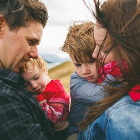 family photography in the mountains | ©The Paper Deer Photography | thepaperdeer.ca