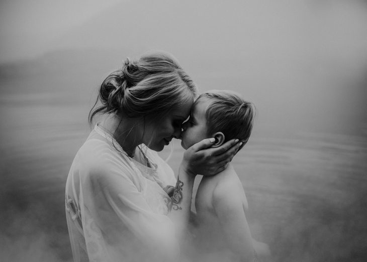 Mommy & Me Photography | ©The Paper Deer Photography | thepaperdeer.ca