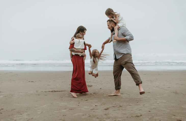 beach family photography | ©Jayme Ford of the paper deer photography | paperdeerphoto.ca, cannon beach photographer