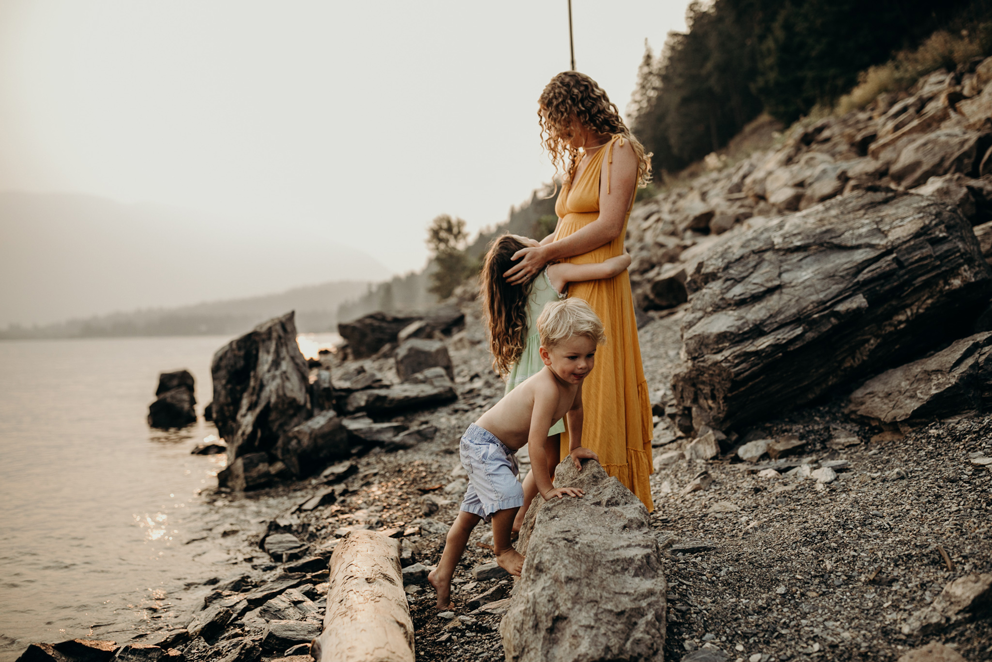 Salmon Arm Family Photography | ©The Paper Deer Photography | paperdeerphoto.com